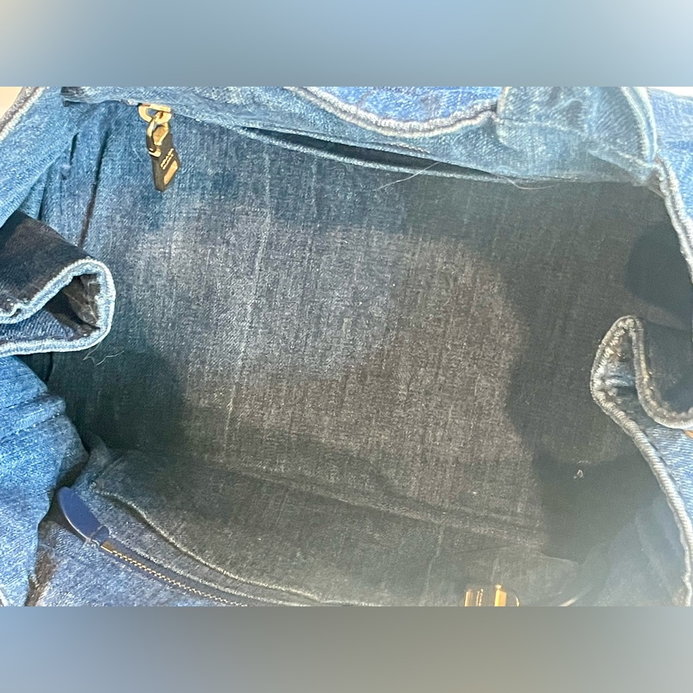 Prada Denim Canapa pre-owned tote embellished w/13 exotic animal brooches, L - Picture 15 of 16